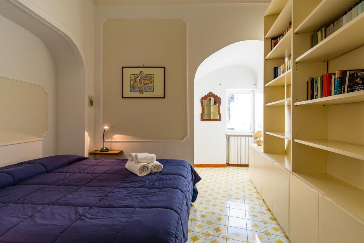 Villa Paola - Hidden Panoramic Garden And Terraces By Napoliapartments Exteriér fotografie