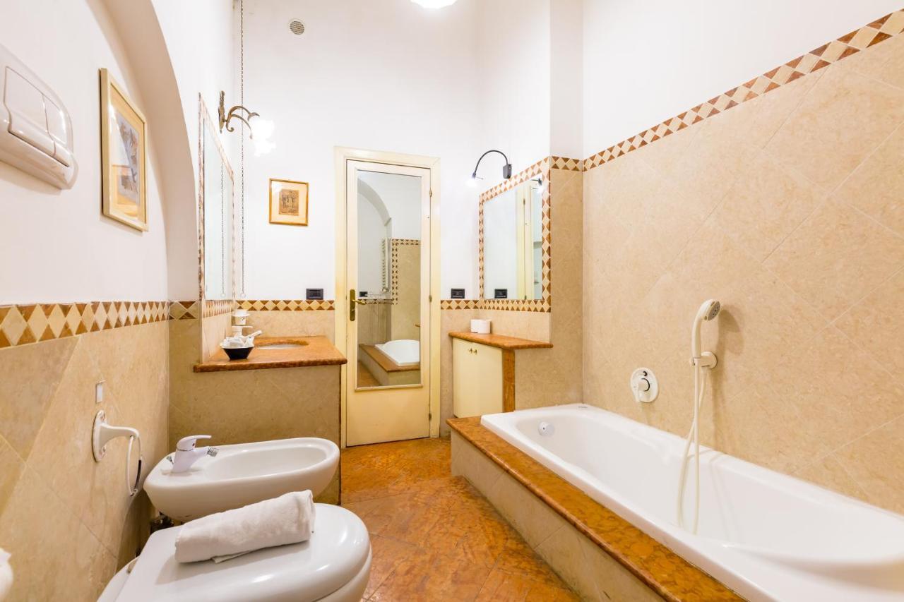 Villa Paola - Hidden Panoramic Garden And Terraces By Napoliapartments Exteriér fotografie
